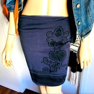 FREE PEOPLE PENCIL SKIRT Navy w/black detail